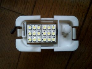 トランクルームランプ LED(SMD) 18連